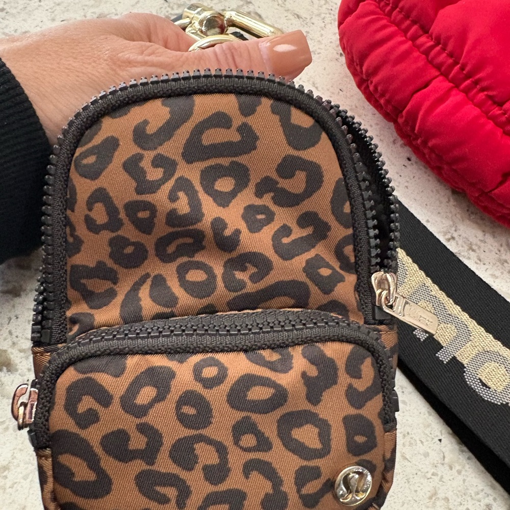 lululemon athletica Leopard Print Brown and Black Mini Pouch Keychain - Picture 4 of 5